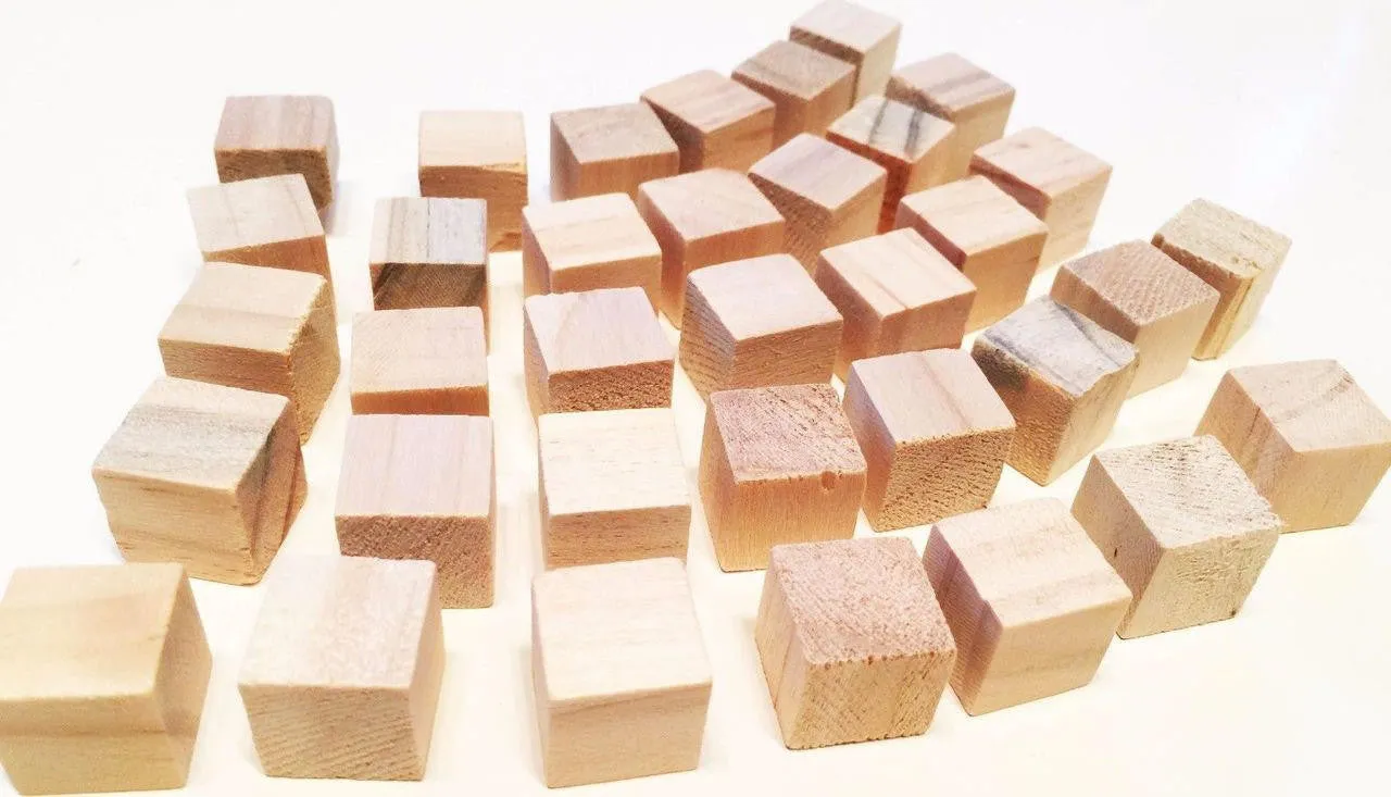 1226 Pk35 Natural Mini Wood Chewy Squares Blocks