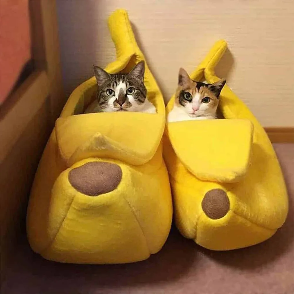 Cozy Banana Cat Bed, Semi-Open Cave, Medium - Floofi