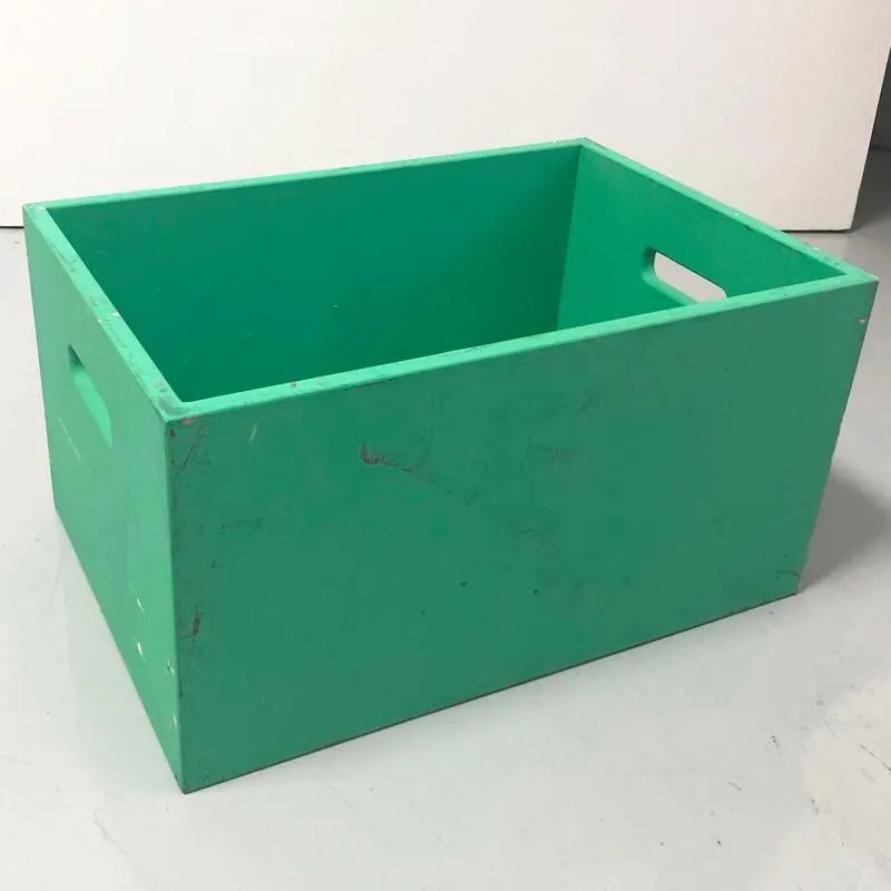 Crate green 24 x 16 x 14